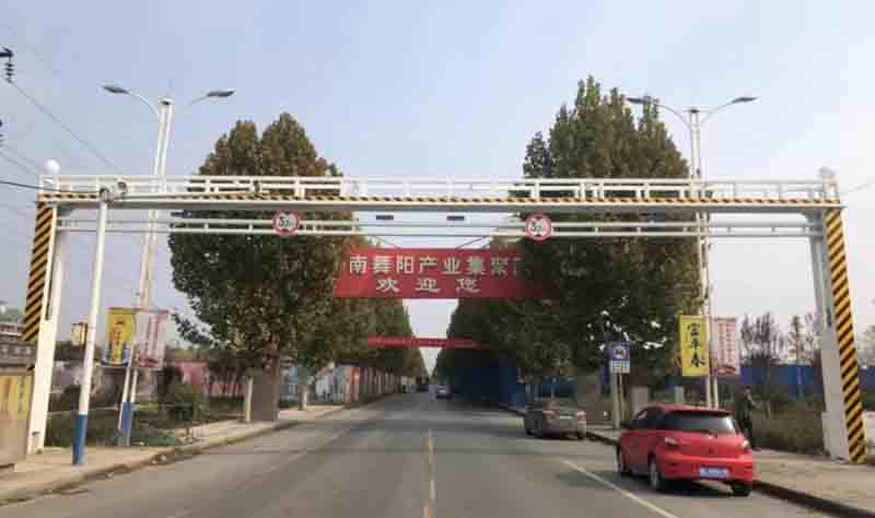 滨州电动液压限高架